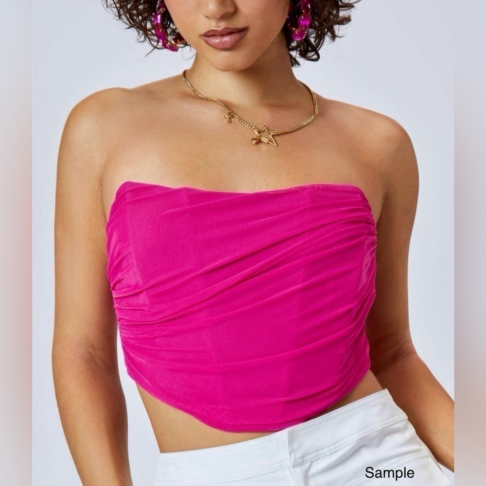 FASHION Classic - Tube top with touched detailing.